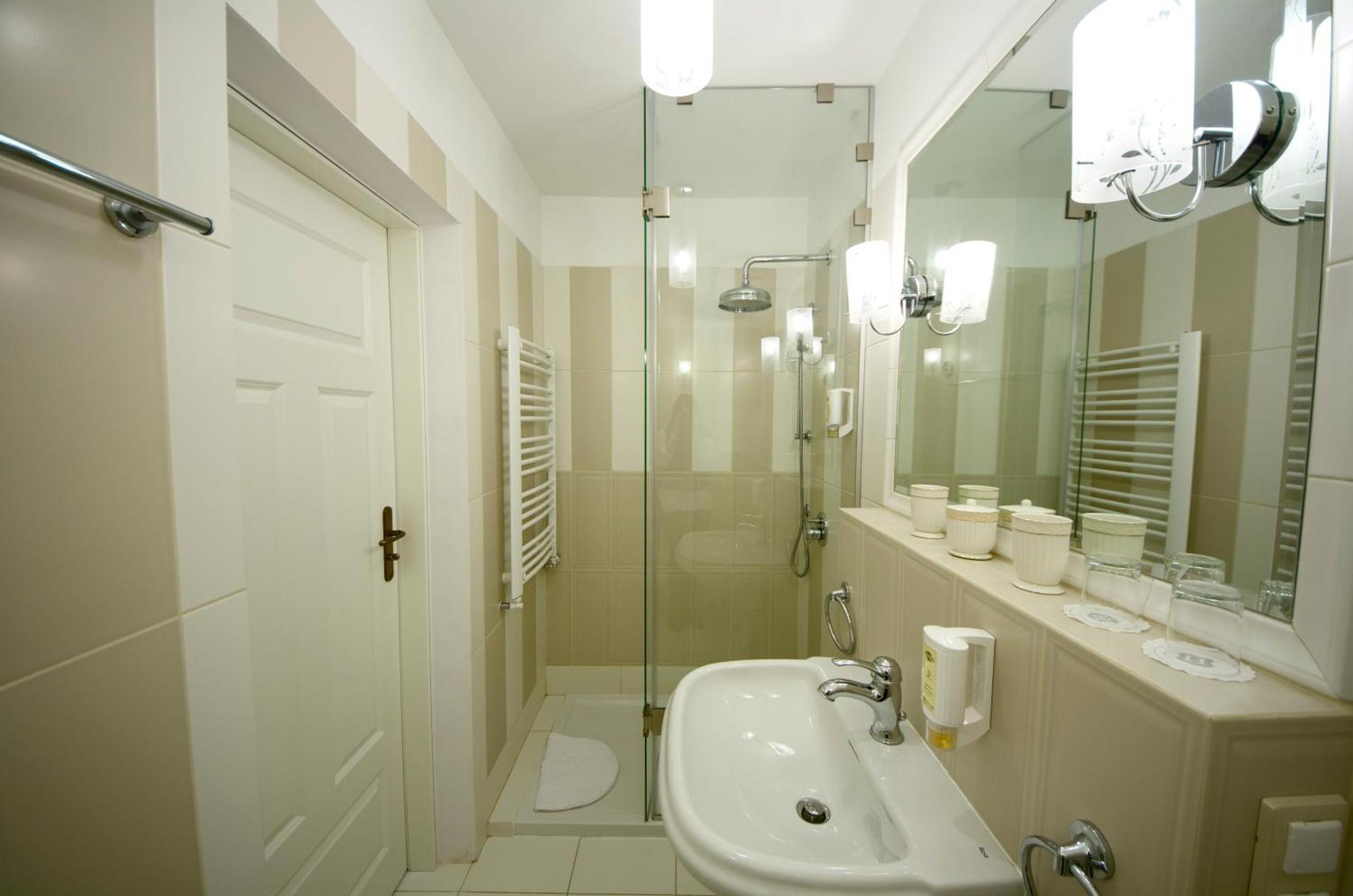 Large Twin Room