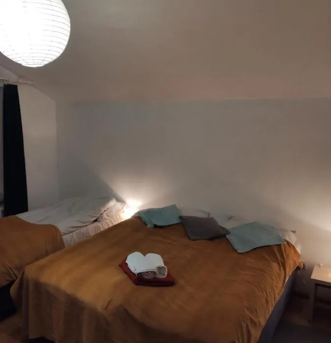 Popularna Guest Home-1