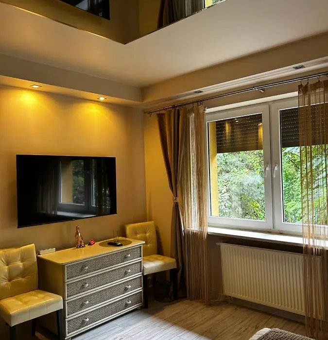 Beigeroom-1