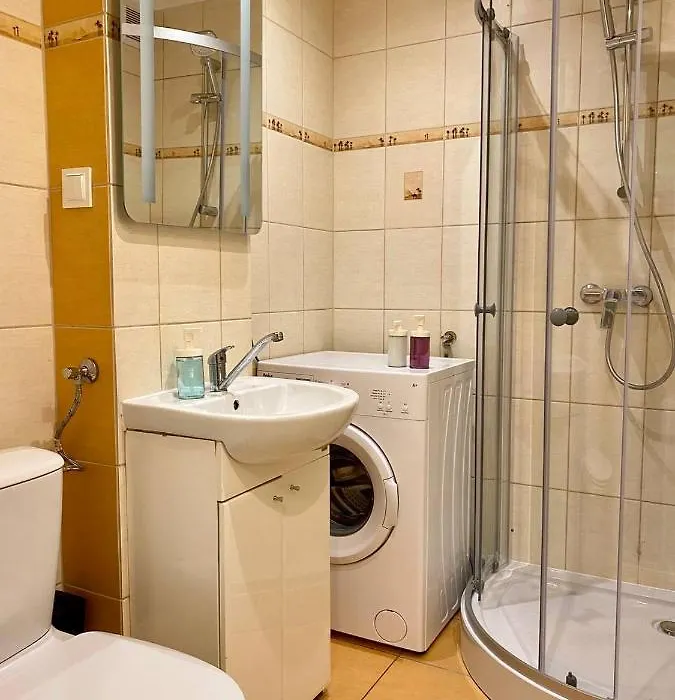 Halby Rooms Pereca 13/19-1