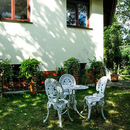 Villa 37B Bed And Breakfast-2