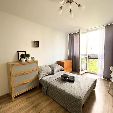 Cozy, Spacious Room In A Three-Room Apartment In The Very Center Of Warsaw-3