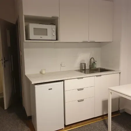 Unit Warsaw Room In Hostel Solec50 By Metro Station Centrum Kopernika Elektrownia Powisle Stadion Narodowy-3